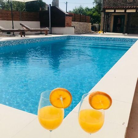 Apartments Malic Pridraga Zewnętrze zdjęcie