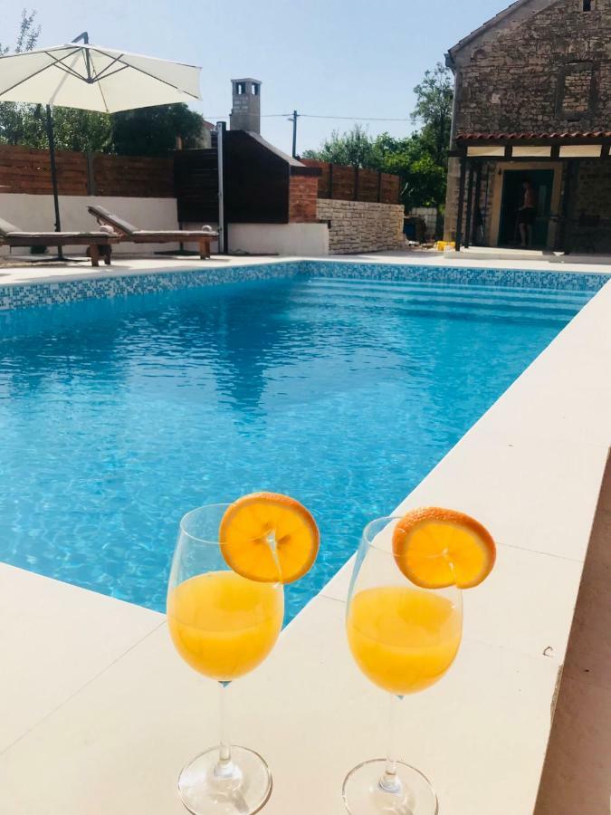 Apartments Malic Pridraga Zewnętrze zdjęcie